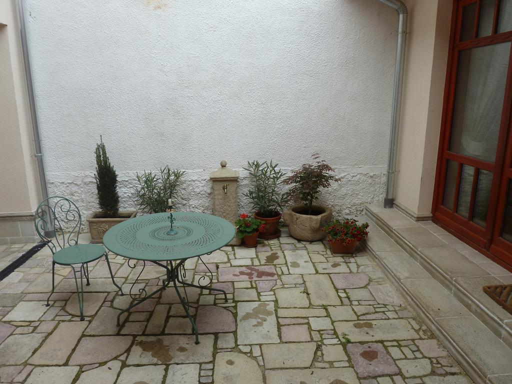 Kaboca Vendeghaz Apartment Vac Luaran gambar